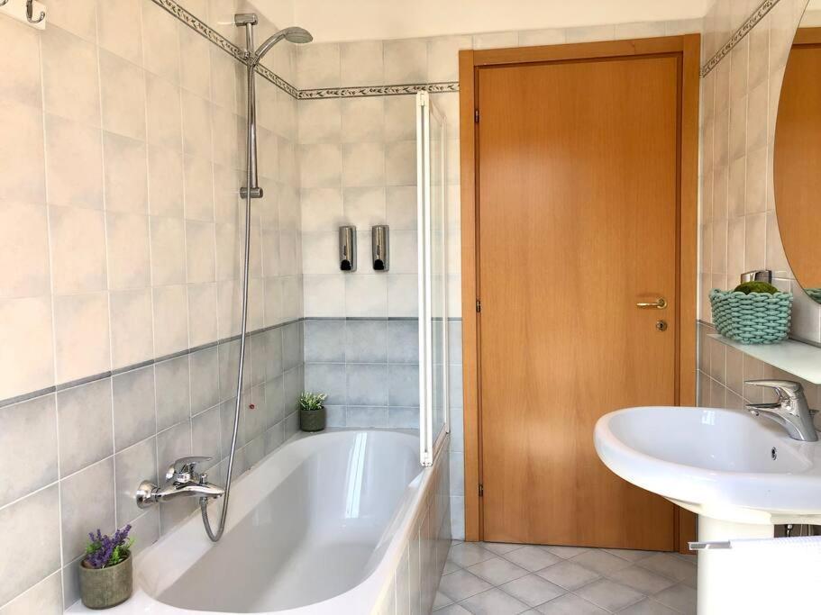 L'Ulivo Di Como Appartement Buitenkant foto